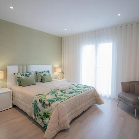 Quinta Oliveiras , Casa Moderna & Confortavel